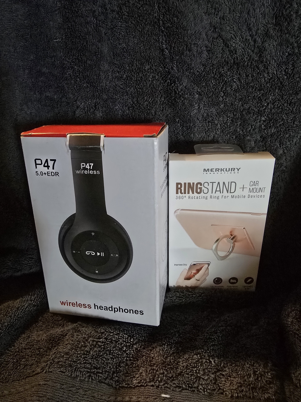 P47 Wireless Headphones & Merkury RingStand Car Mount - Black and Rose Gold